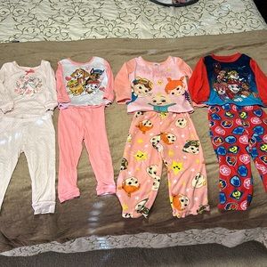 Set of 4 Pajamas for toddler girl 3T